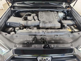 Toyota 4runner TRD SPORT * 4WD * CARFAX * , снимка 16