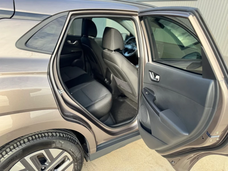 Hyundai Kona, снимка 16 - Автомобили и джипове - 52727834