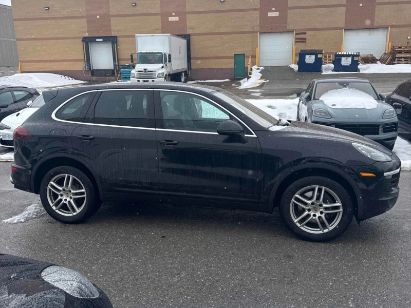 Porsche Cayenne AWD* ОБДУХВАНЕ* ГЛАВНО ПРЕДСТАВИТЕЛСТВО НА PORSCHE, снимка 4 - Автомобили и джипове - 53577169