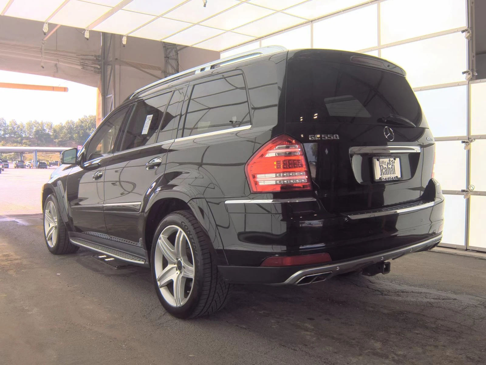Mercedes-Benz GL 500 AMG* 7МЕСТА* HARMAN* ОБДУХ* KEYLESS* AIRMATIC - изображение 6