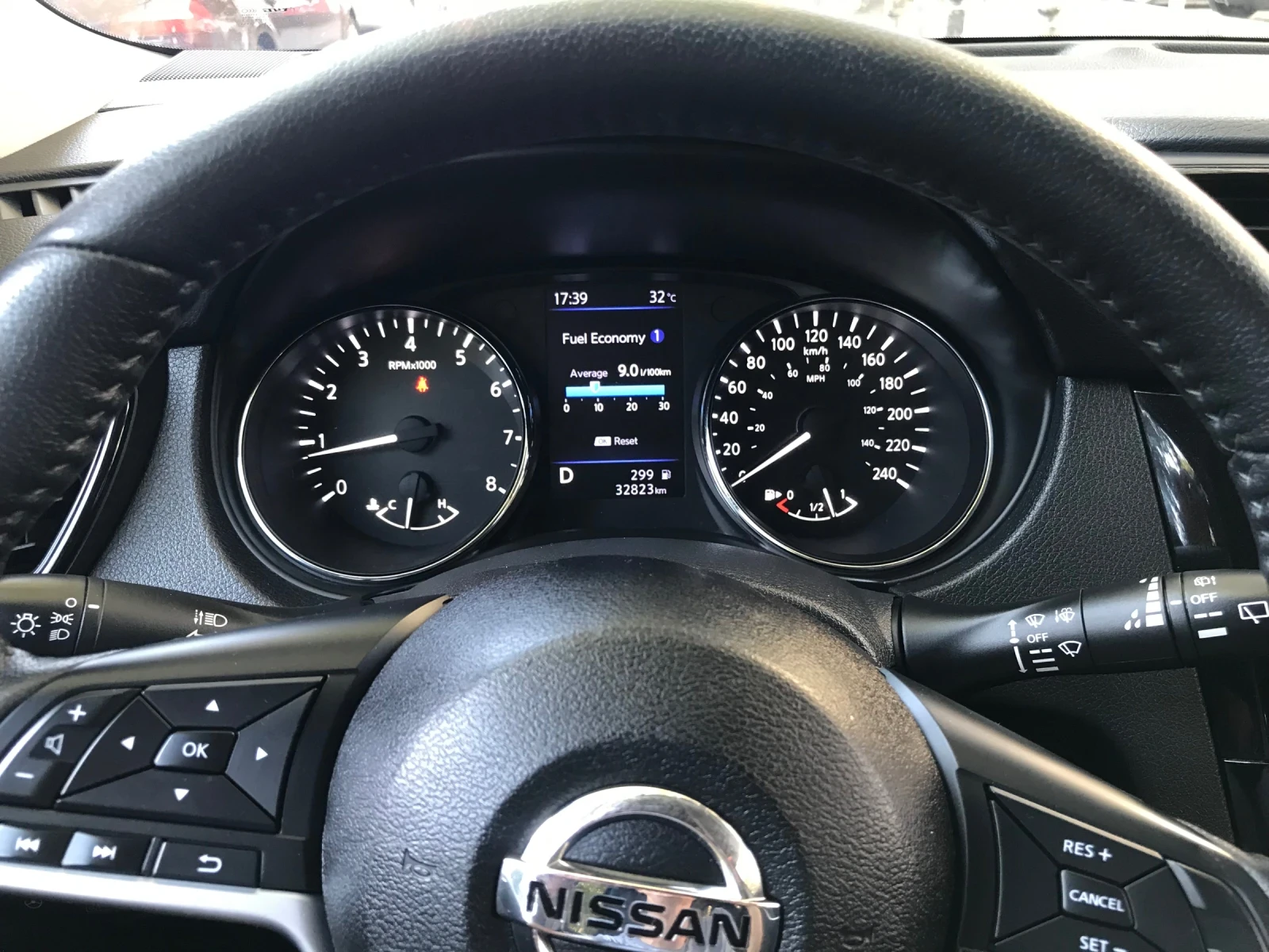 Nissan Rogue 4x4. 33000 km !!! - изображение 10