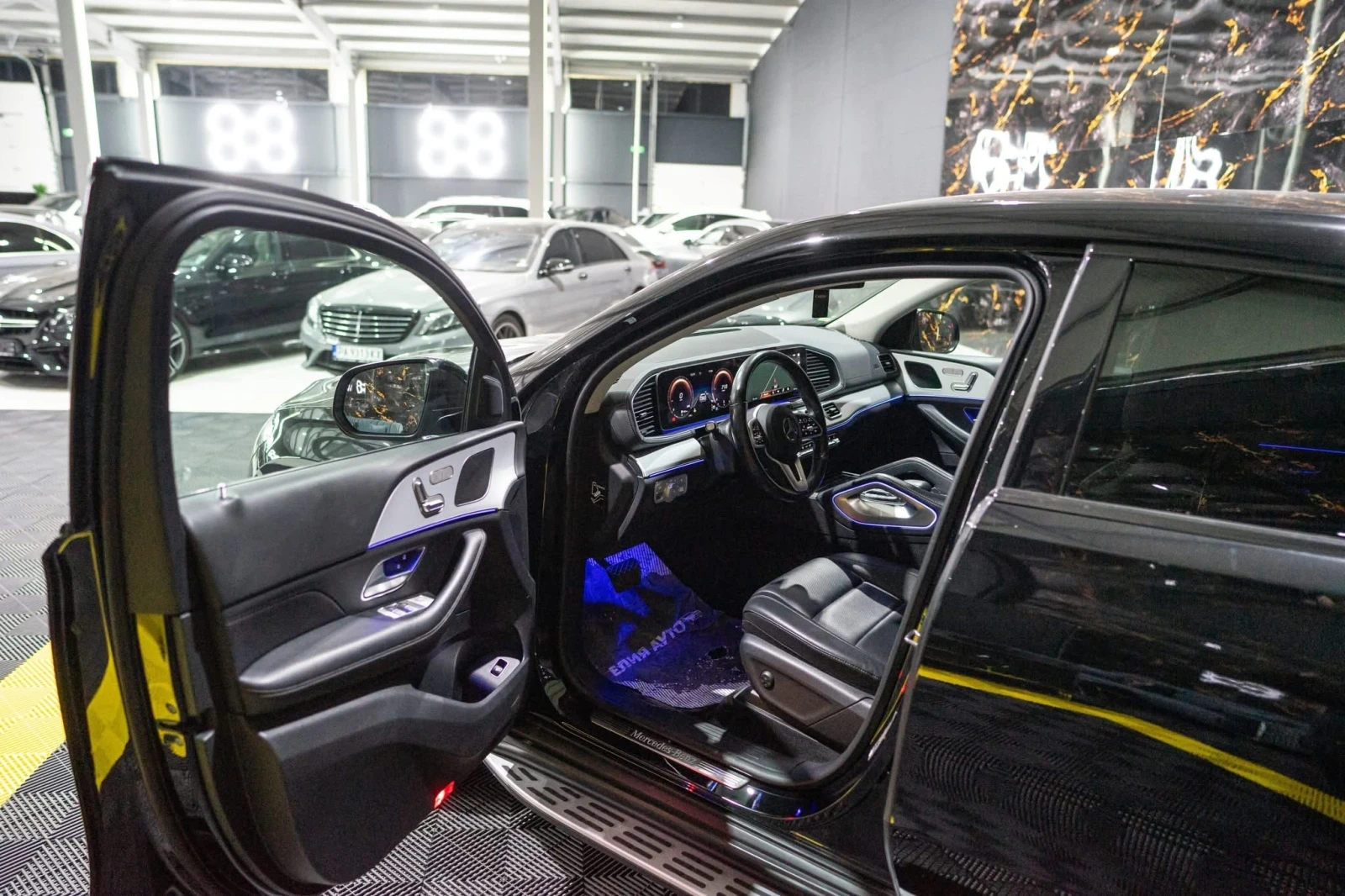 Mercedes-Benz GLE 350 D COUPE 4 MATIC FULL AMG BLACK LINE  100% | Mobile.bg   11