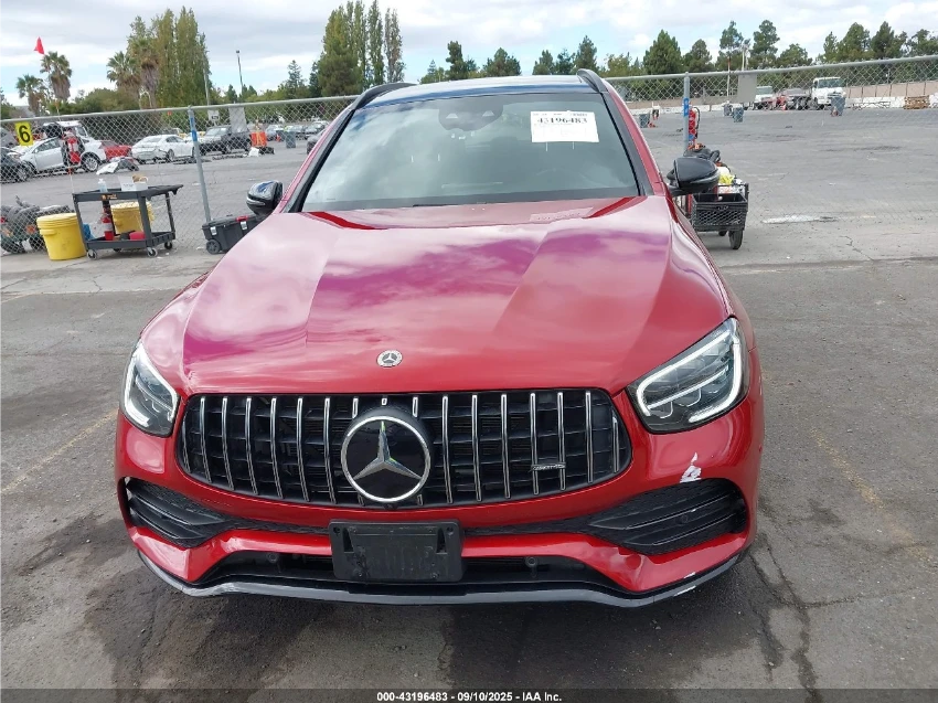 Mercedes-Benz GLC 43 AMG 4MATIC / DISTRONIC / ОБДУХВАНЕ / 360 / FULL - изображение 2