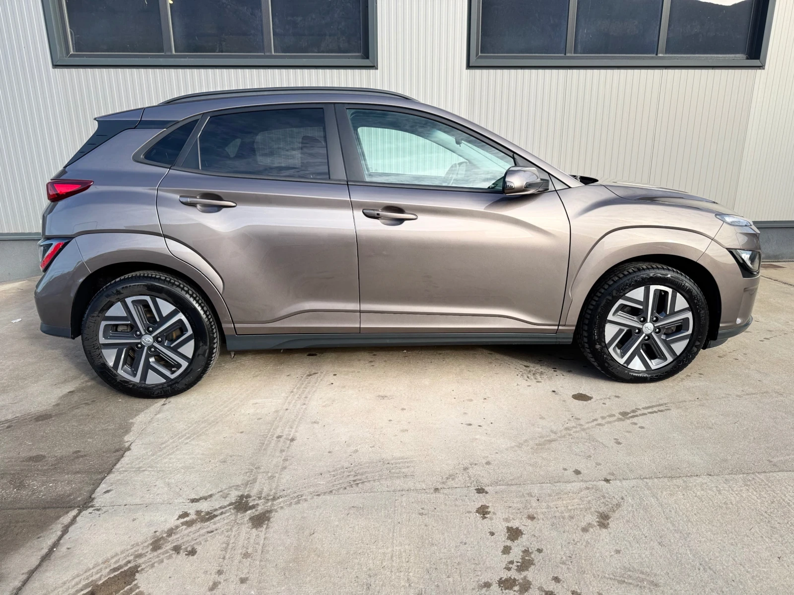 Hyundai Kona  - изображение 7