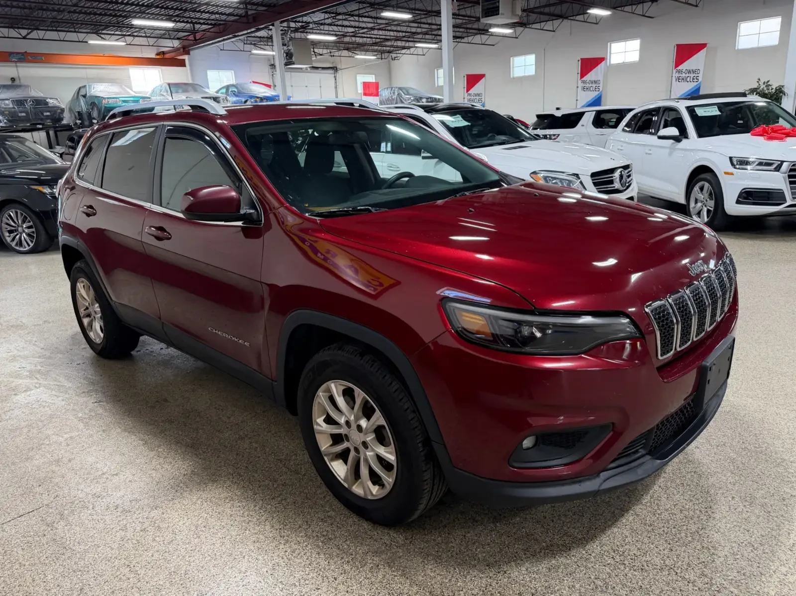 Jeep Grand cherokee * North 4x4 * CARFAX* ОПЦИЯ ЗА ФИНАНСИРАНЕ*  - изображение 3