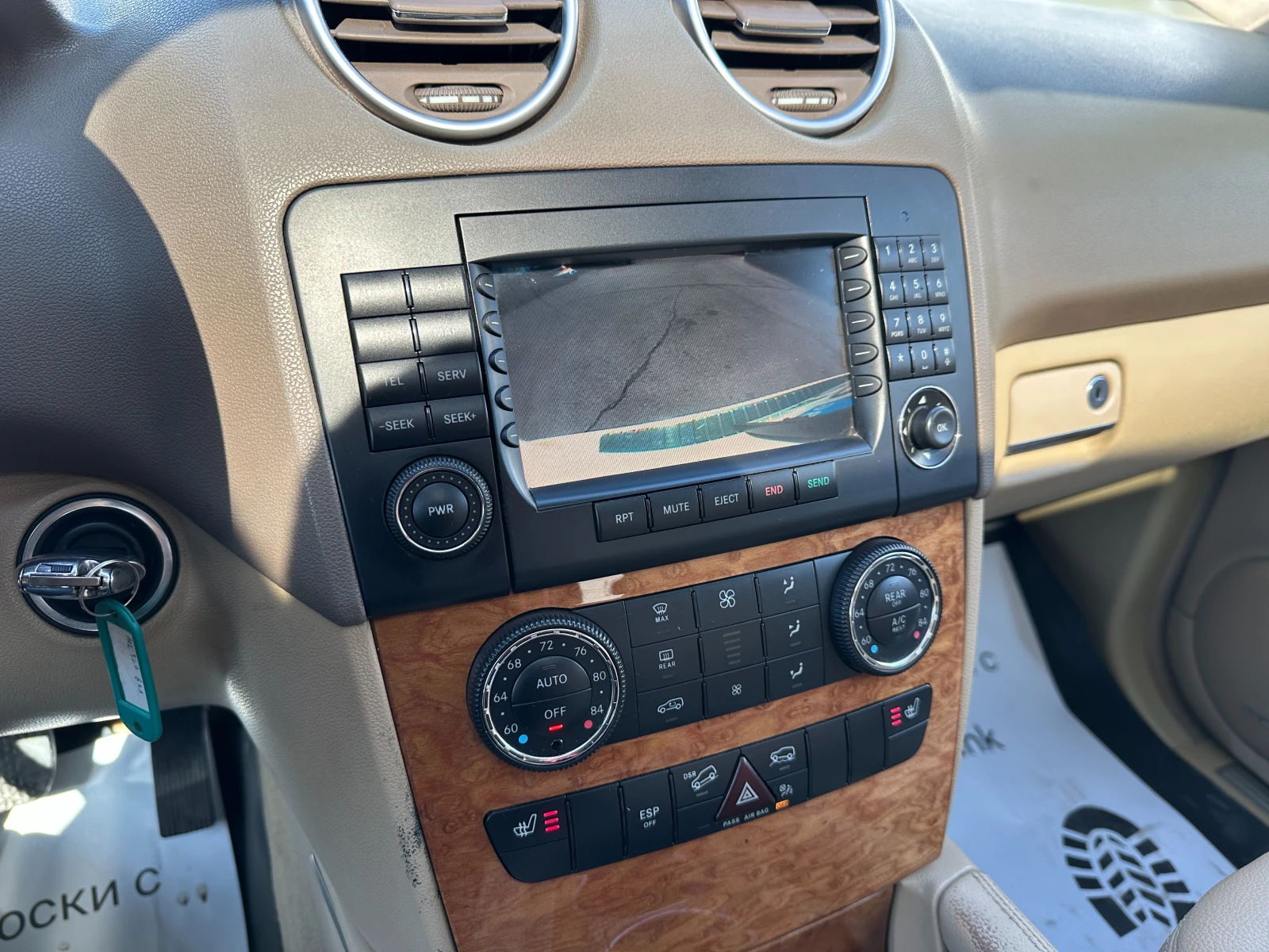 Mercedes-Benz ML 320 Спортпакет, снимка 11 - Автомобили и джипове - 53707168