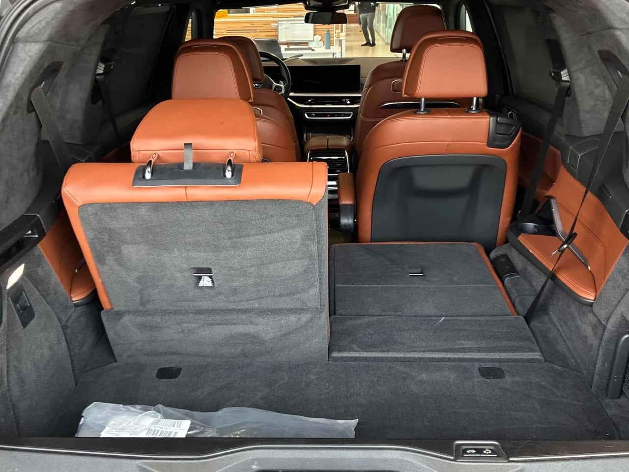 BMW X7 M60i xDrive/HEAD-UP/ПАНОРАМА/ДИСТРОНИК/360, снимка 14 - Автомобили и джипове - 54076802