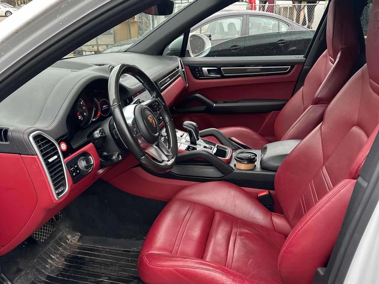 Porsche Cayenne * AWD * CARFAX * ОБДУХВАНЕ * HEAD UP * BOSE, снимка 5 - Автомобили и джипове - 54445348