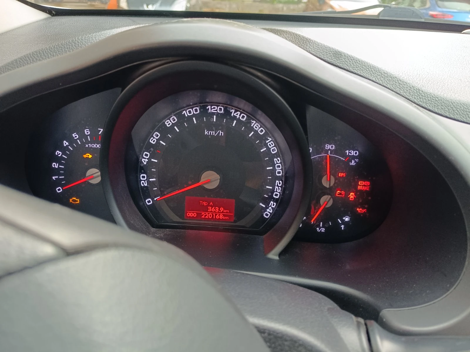 Kia Sportage, снимка 13 - Автомобили и джипове - 55291900