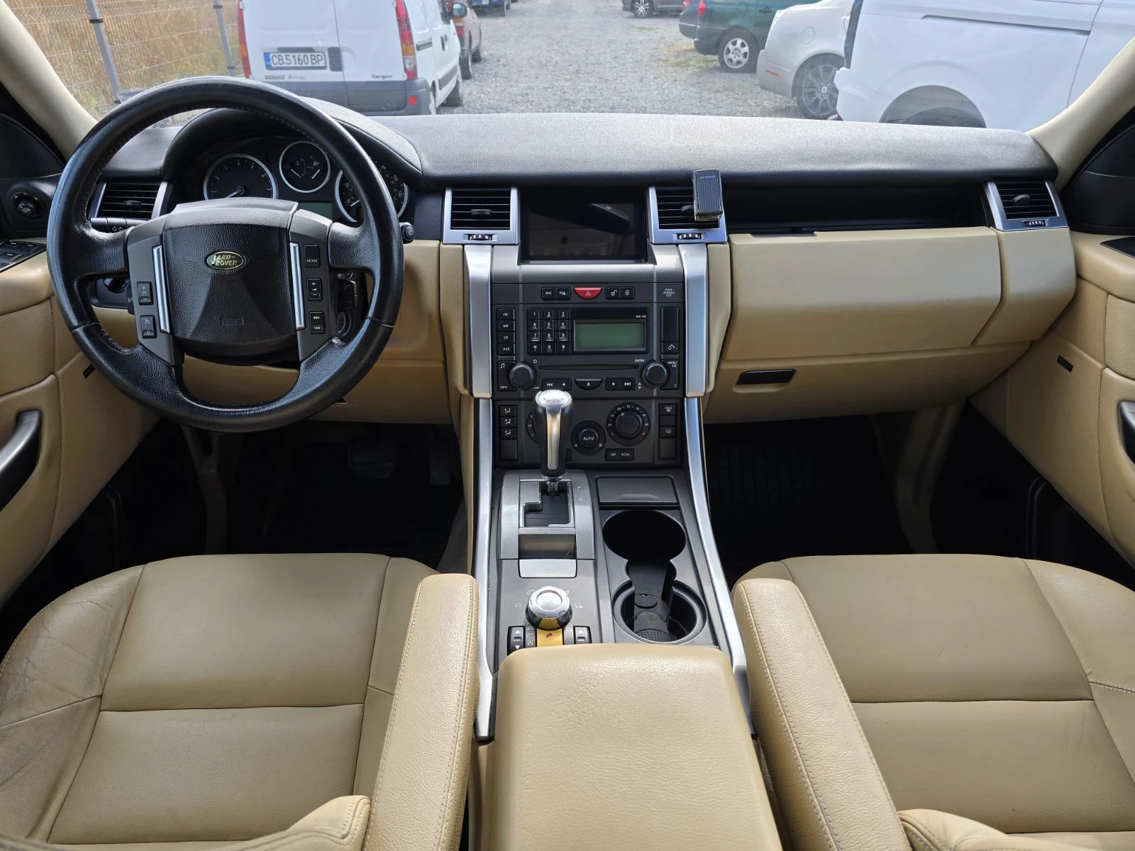 Land Rover Range Rover Sport 4.4i HSE ГАЗ КОЖА НАВИГАЦИЯ, снимка 9 - Автомобили и джипове - 56199390