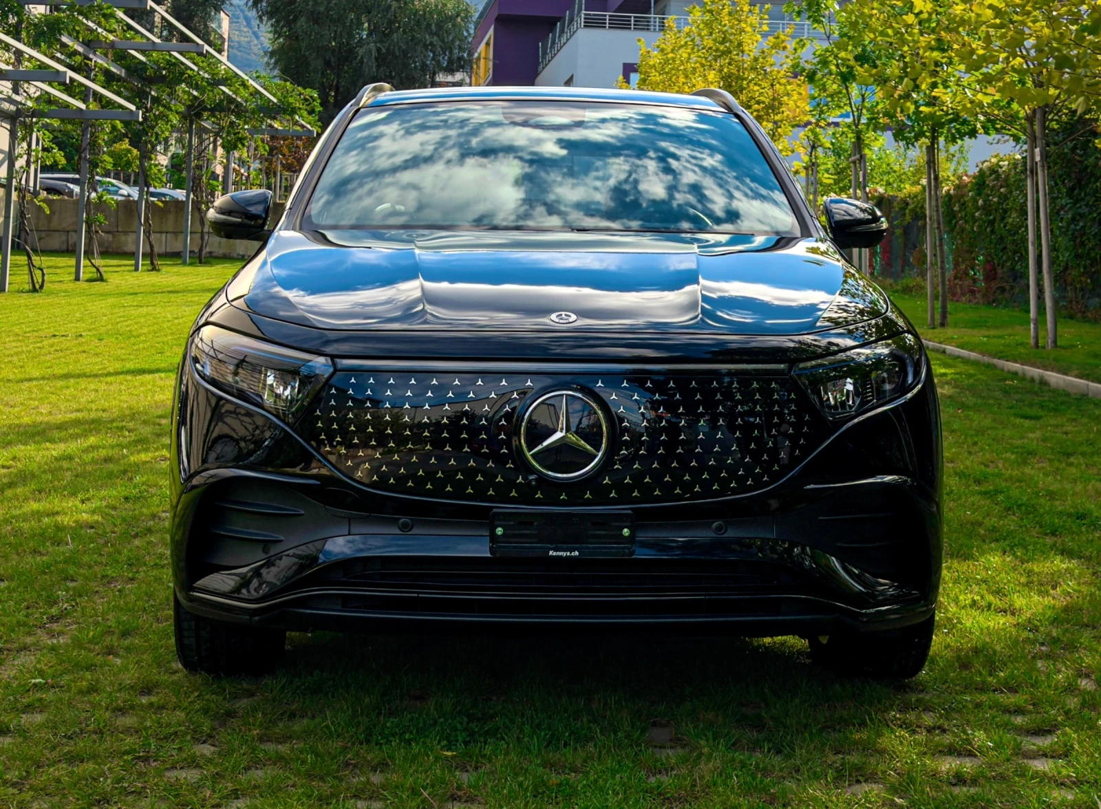 Mercedes-Benz EQA 300//AMG//6000KM//ЛИЗИНГ//