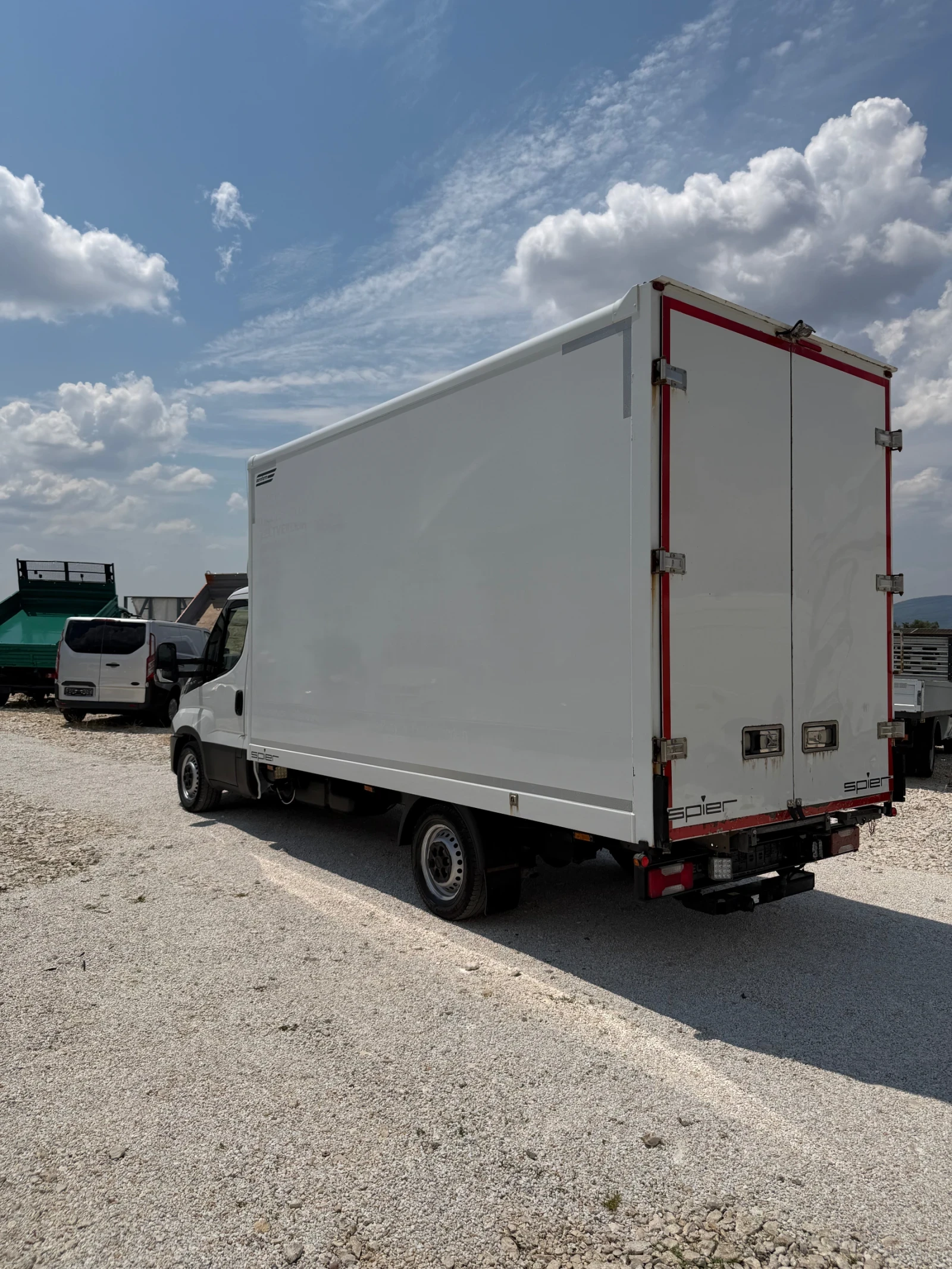 Iveco Daily 3.0D HI-MATIC скоростна кутия, снимка 6 - Бусове и автобуси - 55121118