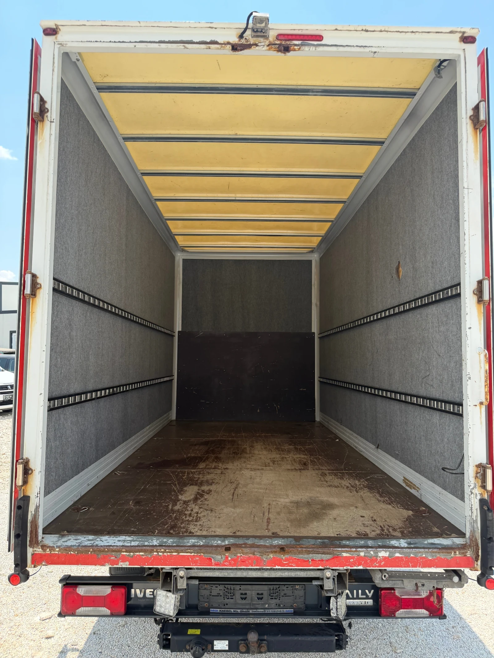 Iveco Daily 3.0D HI-MATIC скоростна кутия, снимка 11 - Бусове и автобуси - 55121118