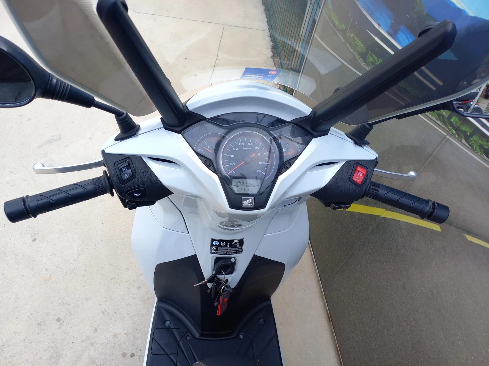 Honda Sh 300 ABS LED  - изображение 8