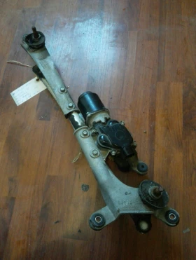 Моторче предни чистачки Субару Легаси 2.0R 06г.