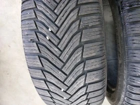 Гуми Зимни 215/50R17, снимка 4 - Гуми и джанти - 45005906