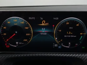 Mercedes-Benz A 220 Sedan, снимка 8