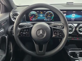 Mercedes-Benz A 220 Sedan, снимка 13