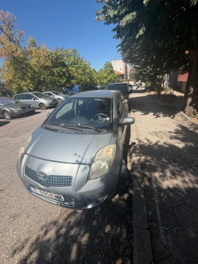 Toyota Yaris 1.3, снимка 1