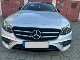 Mercedes-Benz E 220 AMG, снимка 3