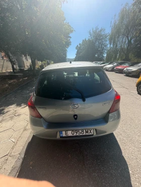 Toyota Yaris 1.3 - 2500 € - 19197241 4