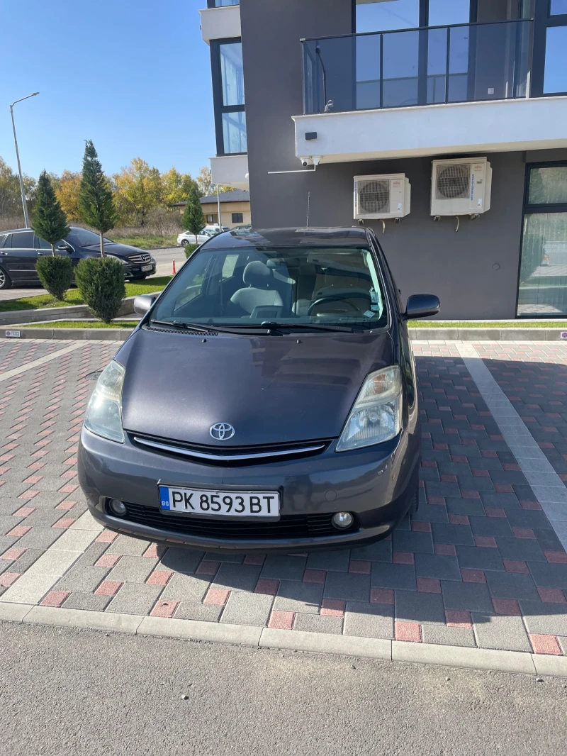 Toyota Prius 1.5, снимка 1 - Автомобили и джипове - 47751828