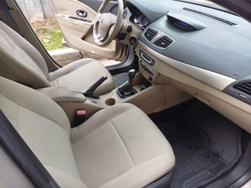 Renault Fluence 1.5dci 145000km !!!, снимка 16 - Автомобили и джипове - 48497667