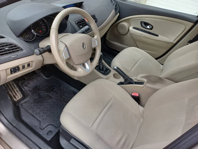 Renault Fluence 1.5dci 145000km !!!, снимка 10 - Автомобили и джипове - 48497667