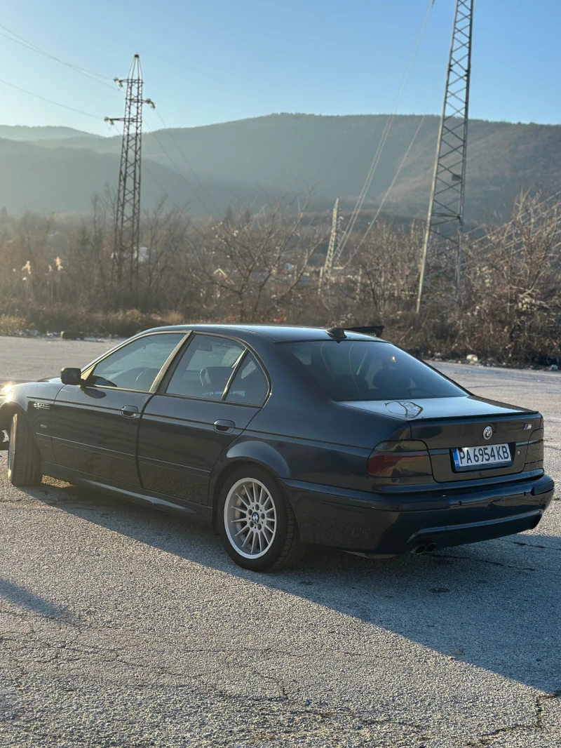 BMW 530, снимка 3 - Автомобили и джипове - 48618657