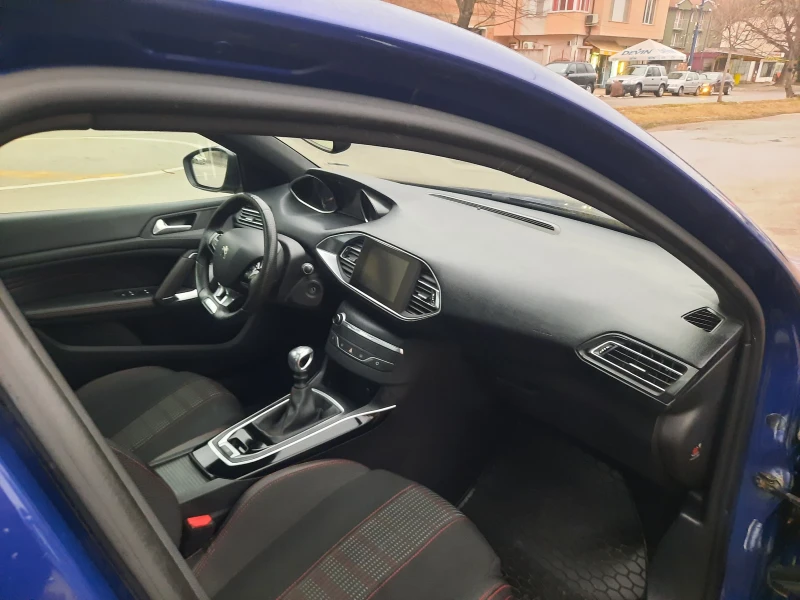 Peugeot 308 GTLINE  99000хил км панорама 1.5 hdi, снимка 11 - Автомобили и джипове - 48934185