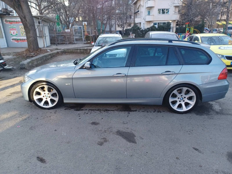 BMW 320, снимка 1 - Автомобили и джипове - 49065890