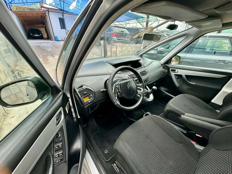 Citroen C4 Picasso 1.6 HDi Навигация Euro 5 Лизинг, снимка 10 - Автомобили и джипове - 51402884