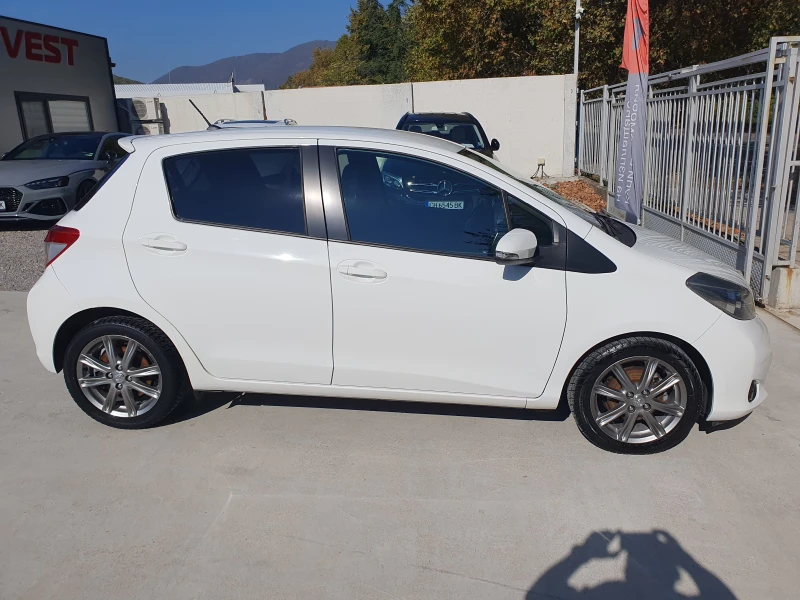 Toyota Yaris 1.4/D-4D/90кс., снимка 8 - Автомобили и джипове - 52198356