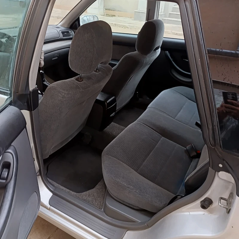 Subaru Legacy 2.0 4x4, снимка 6 - Автомобили и джипове - 52729988