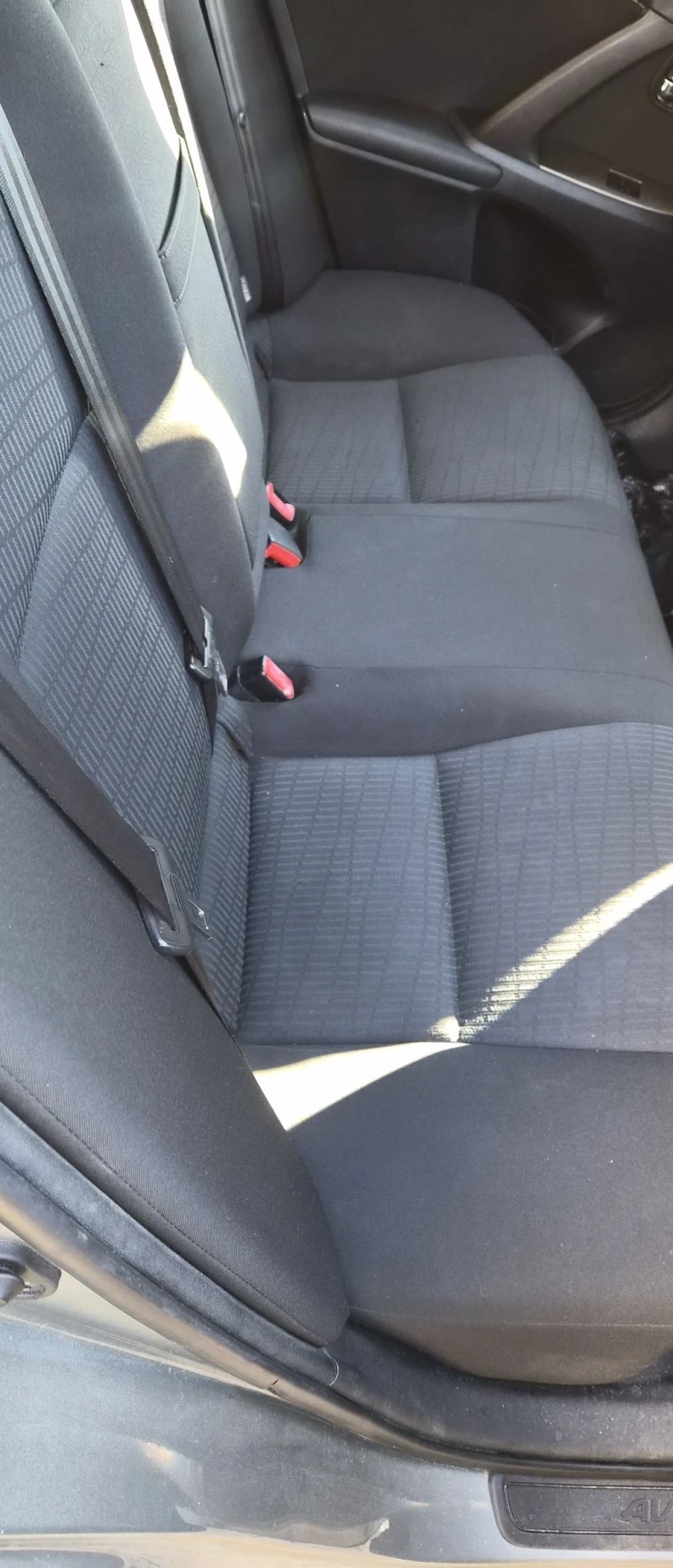 Toyota Avensis, снимка 4 - Автомобили и джипове - 52928129