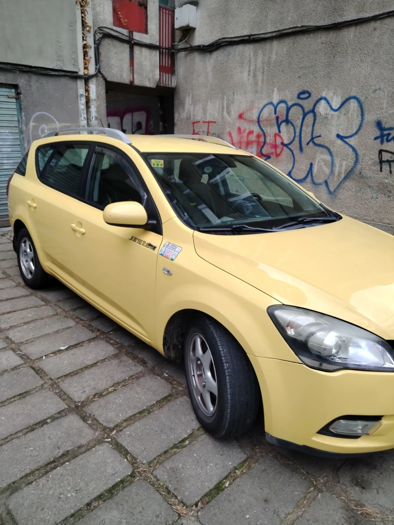 Kia Ceed, снимка 2 - Автомобили и джипове - 53009744
