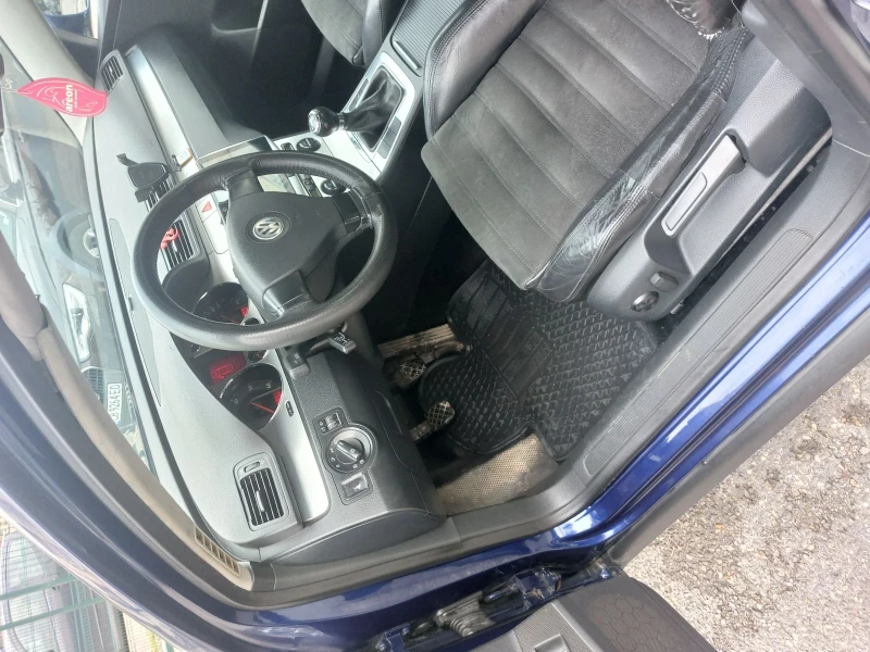 VW Passat B6, снимка 5 - Автомобили и джипове - 53137558