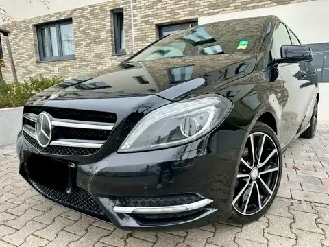 Mercedes-Benz B 200 BLUE EFFICIENCY, снимка 1 - Автомобили и джипове - 48445173