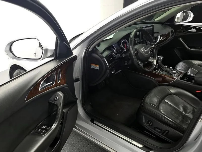 Audi A6 3.0 TDI Quattro, снимка 10 - Автомобили и джипове - 54553931