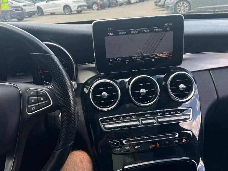 Mercedes-Benz C 300 * 4MATIC * AMG LINE * PANO * ПОДГРЕВ, снимка 13 - Автомобили и джипове - 55219145