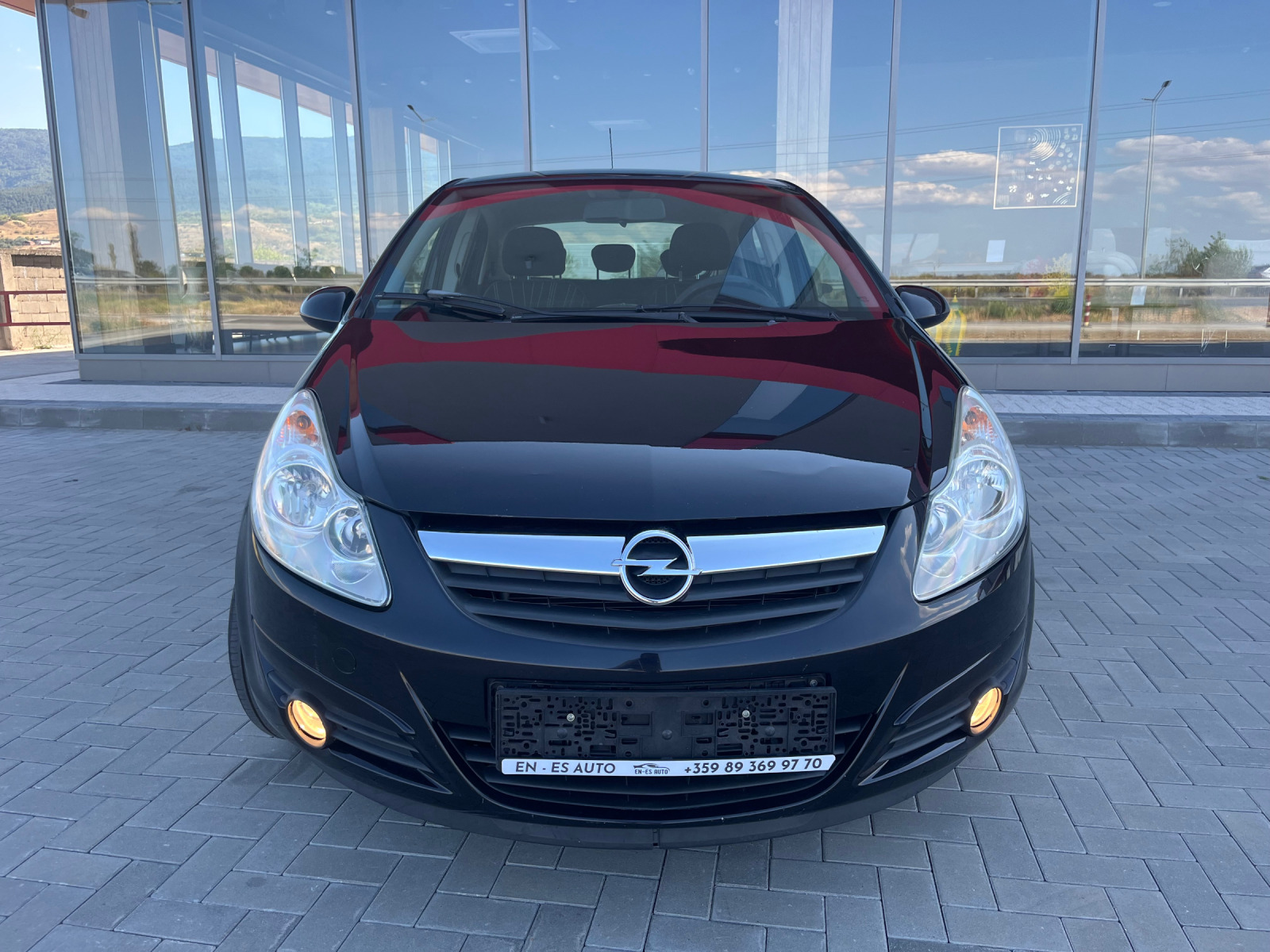 Opel Corsa 1.2 автоматик/климатик - изображение 2