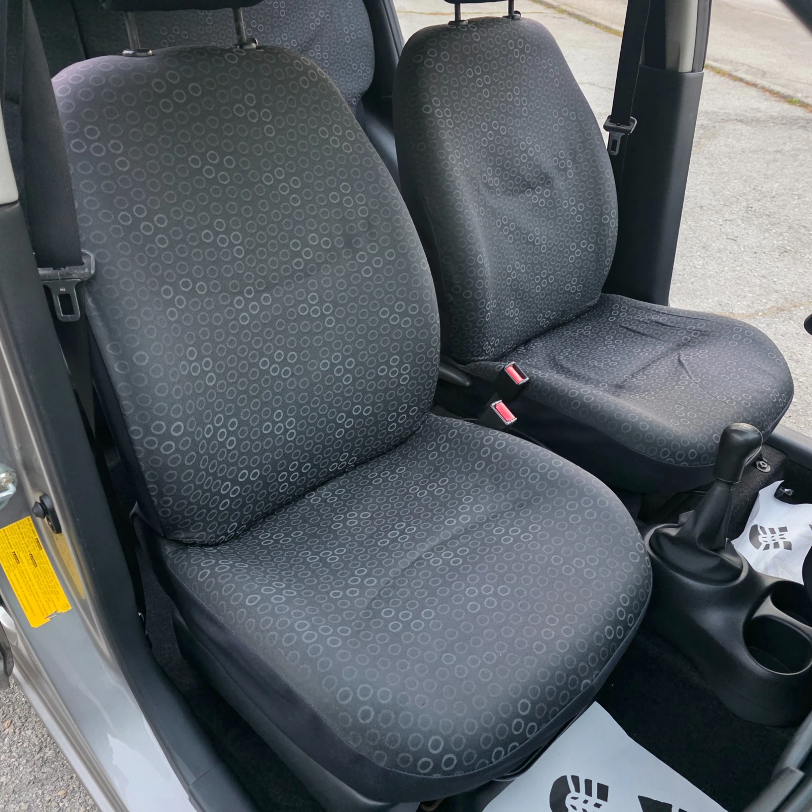 Toyota Yaris 1.0 VVT-I  - изображение 10