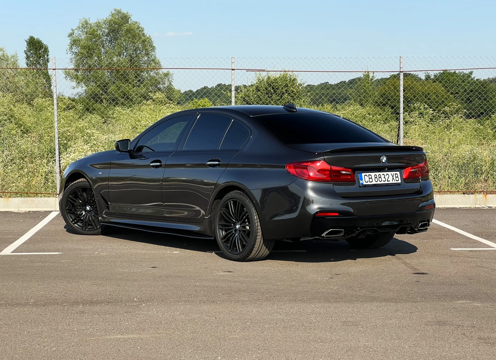 BMW 540 i/xDrive/M-SPORT/H&K/HEAD UP/360/SOFT CLOSE/TV/LED - изображение 5