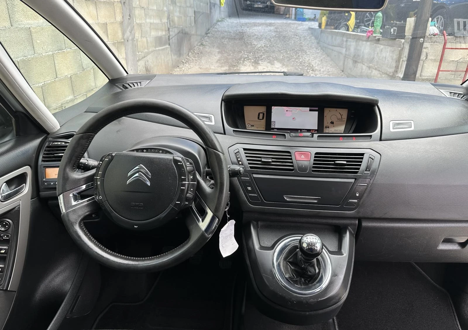 Citroen C4 Picasso 1.6 HDi Навигация Euro 5 Лизинг | Mobile.bg — изображение 12