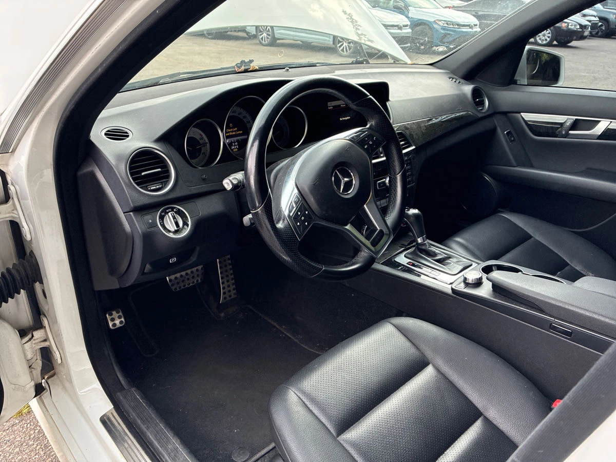 Mercedes-Benz C 300 2013 4MATIC * ПЕРФЕКТНА* * БЕЗ ПЪРВОНАЧАЛНА ВНОСКА - изображение 6