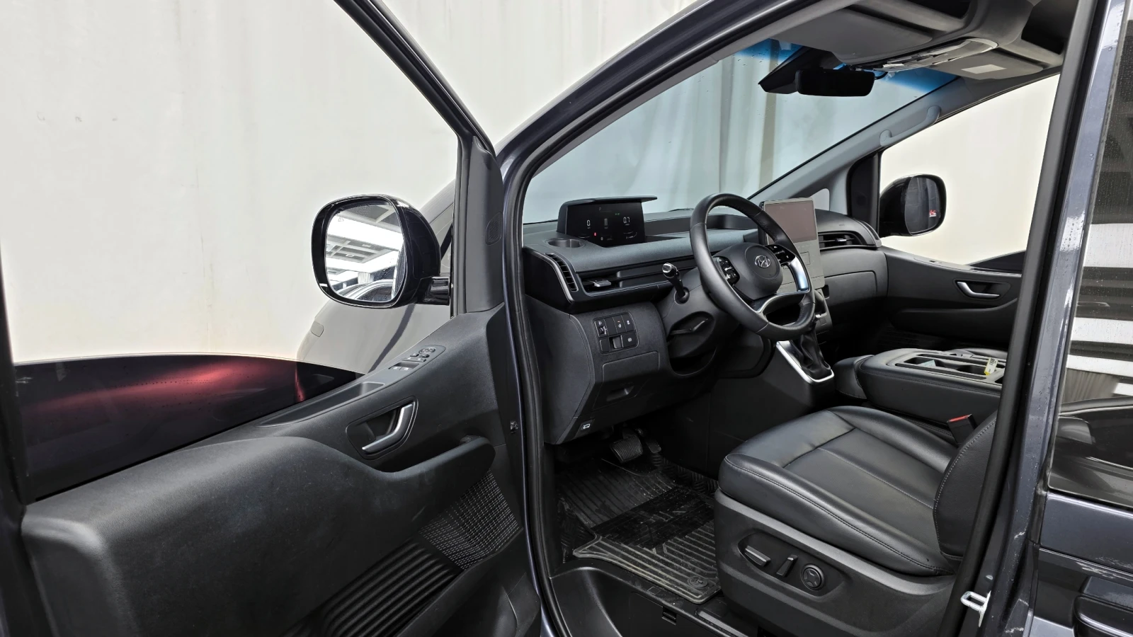 Hyundai Staria L3.5 Tourer 9seater autogeorge.com - изображение 10