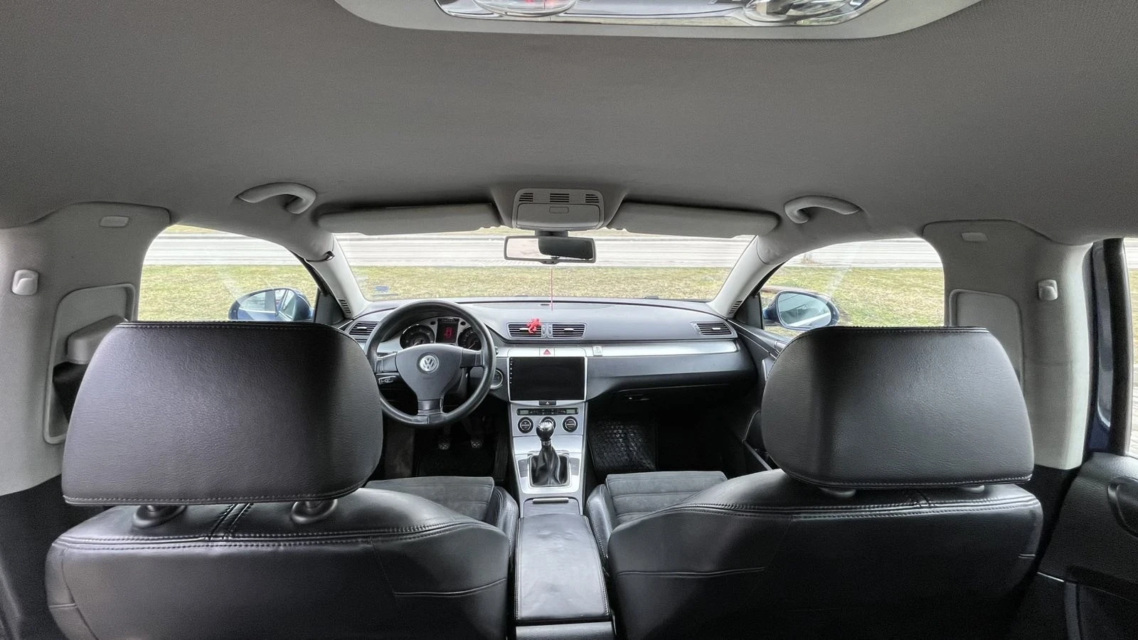 VW Passat B6 - изображение 7