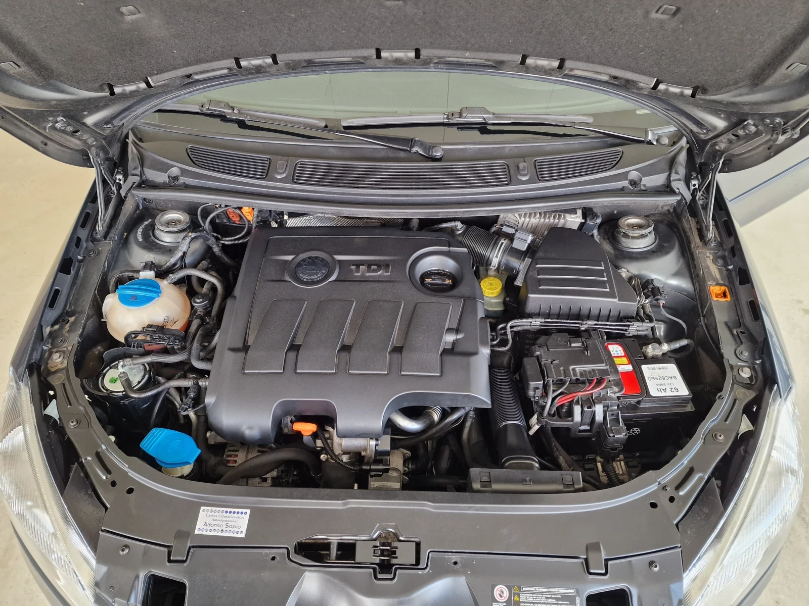 Skoda Fabia 1.6  90kc EURO 5A | Mobile.bg � ����������� 15