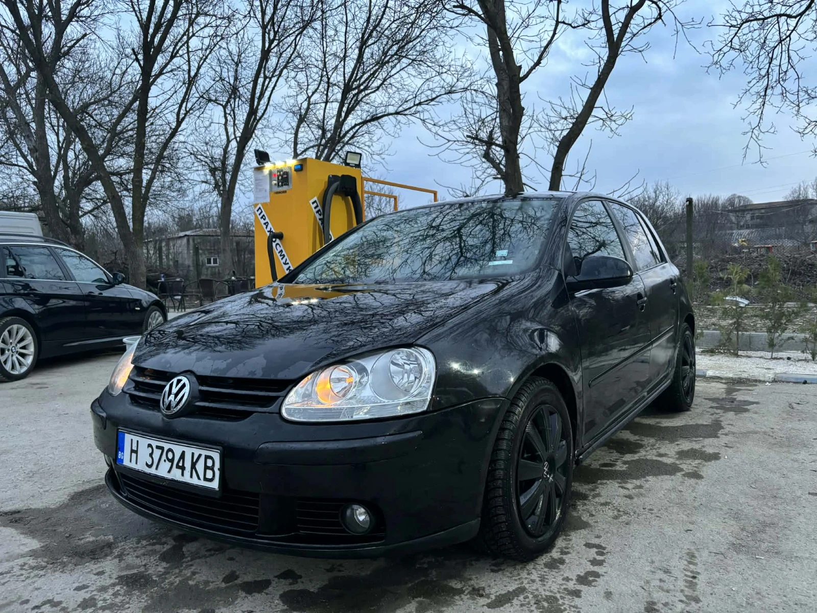 VW Golf 1.9 TDI, снимка 4 - Автомобили и джипове - 53928482