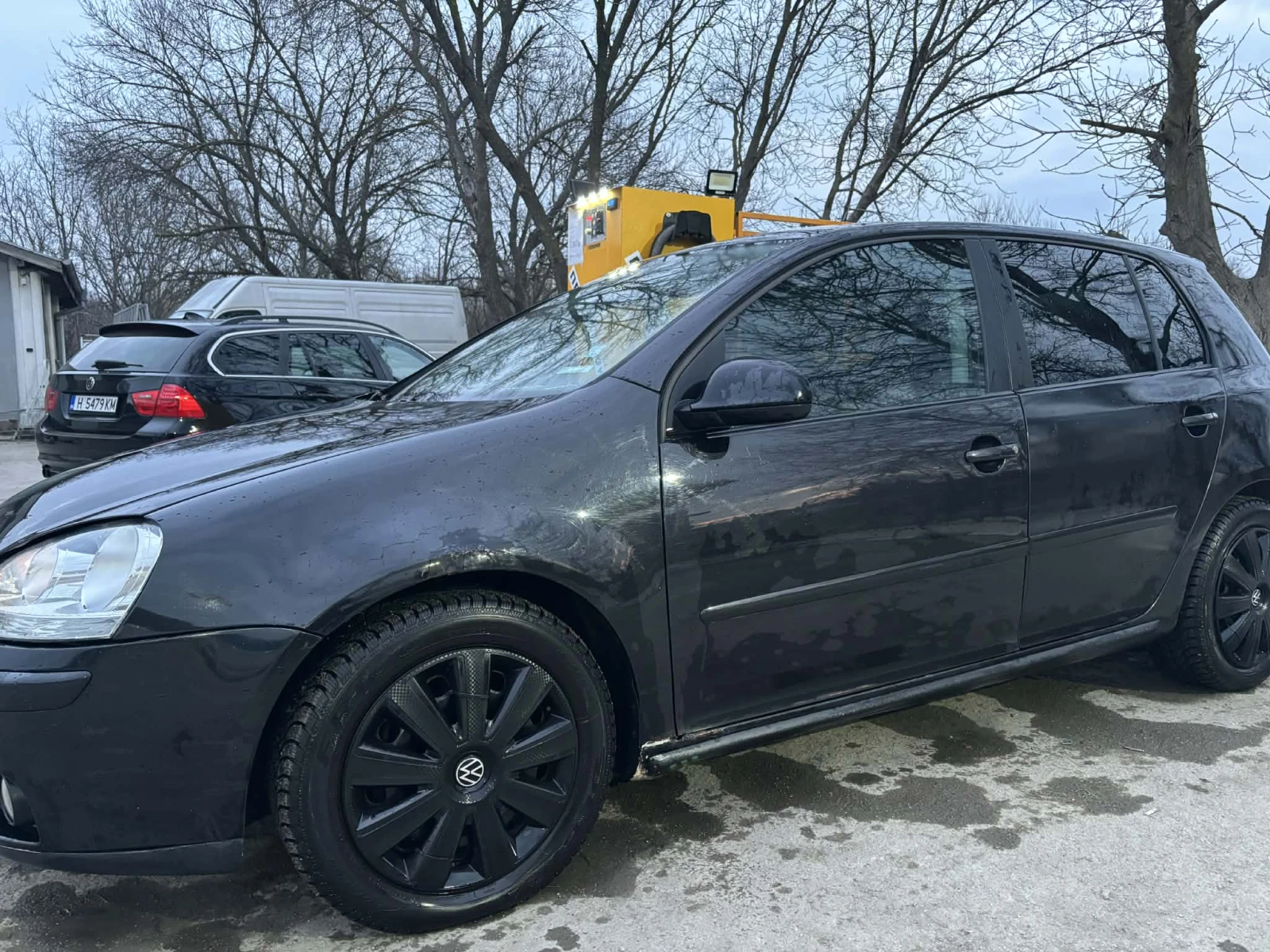 VW Golf 1.9 TDI, снимка 3 - Автомобили и джипове - 53928482